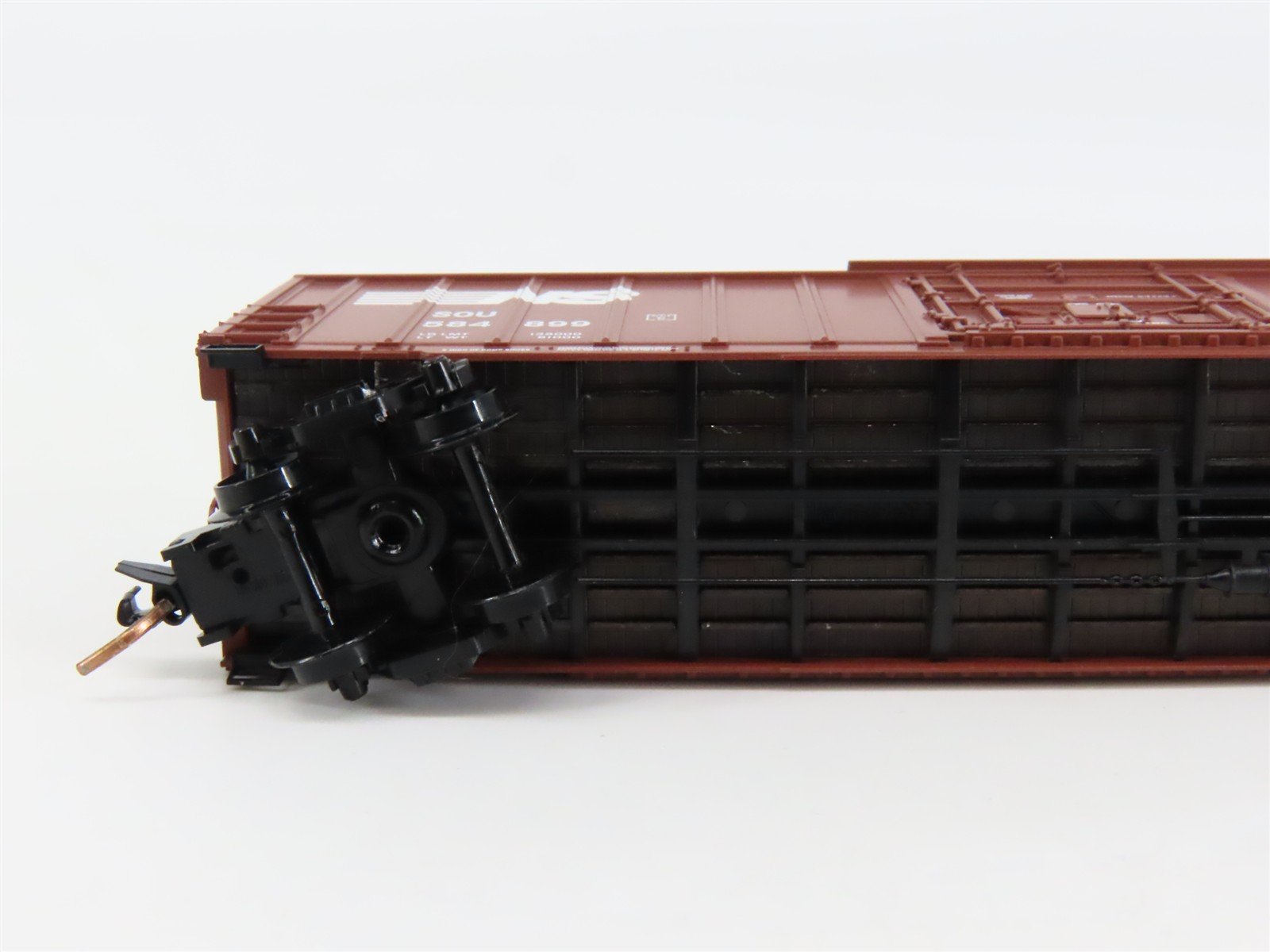 N Scale Micro-Trains 27230 SOU Norfolk Southern 50' Box Car 584899 RTR
