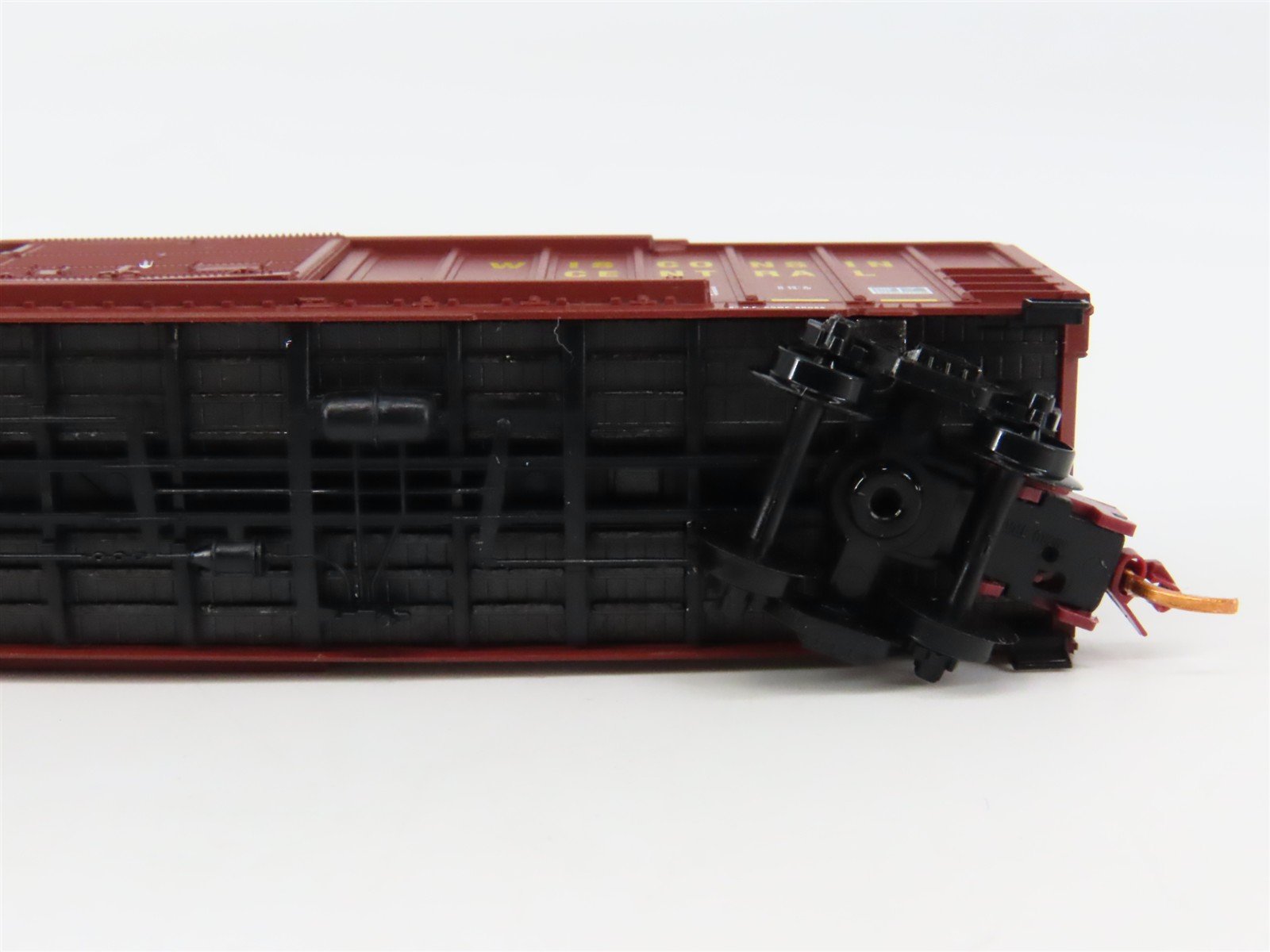 N Scale Micro-Trains 02500680 WCCL Wisconsin Central 50' Box Car 25324 RTR