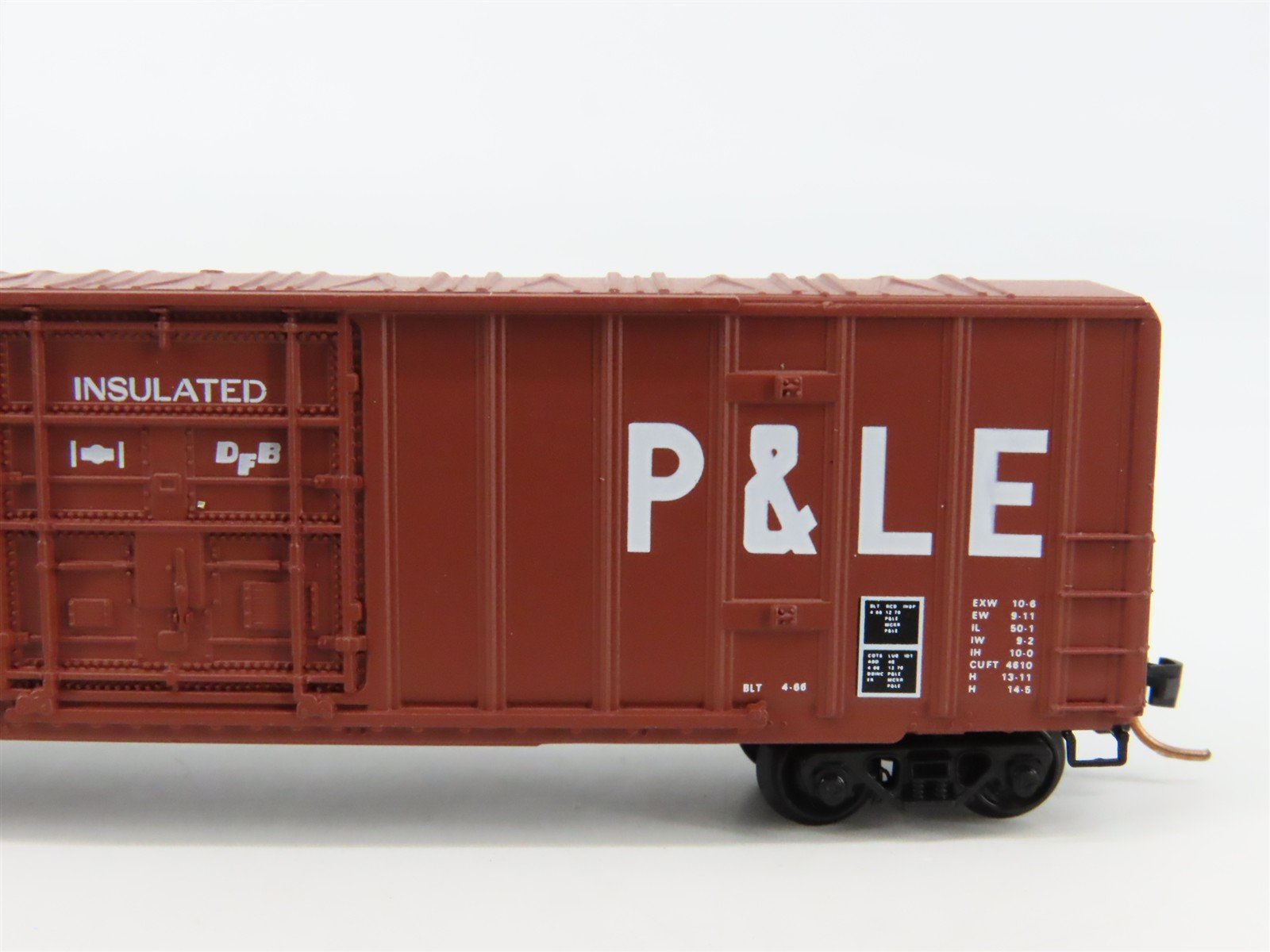 N Scale Micro-Trains 27050 P&LE Pittsburgh & Lake Erie 50' Box Car 6945 RTR