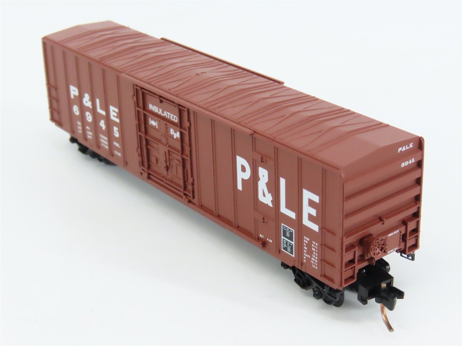 N Scale Micro-Trains 27050 P&LE Pittsburgh & Lake Erie 50' Box Car 6945 RTR