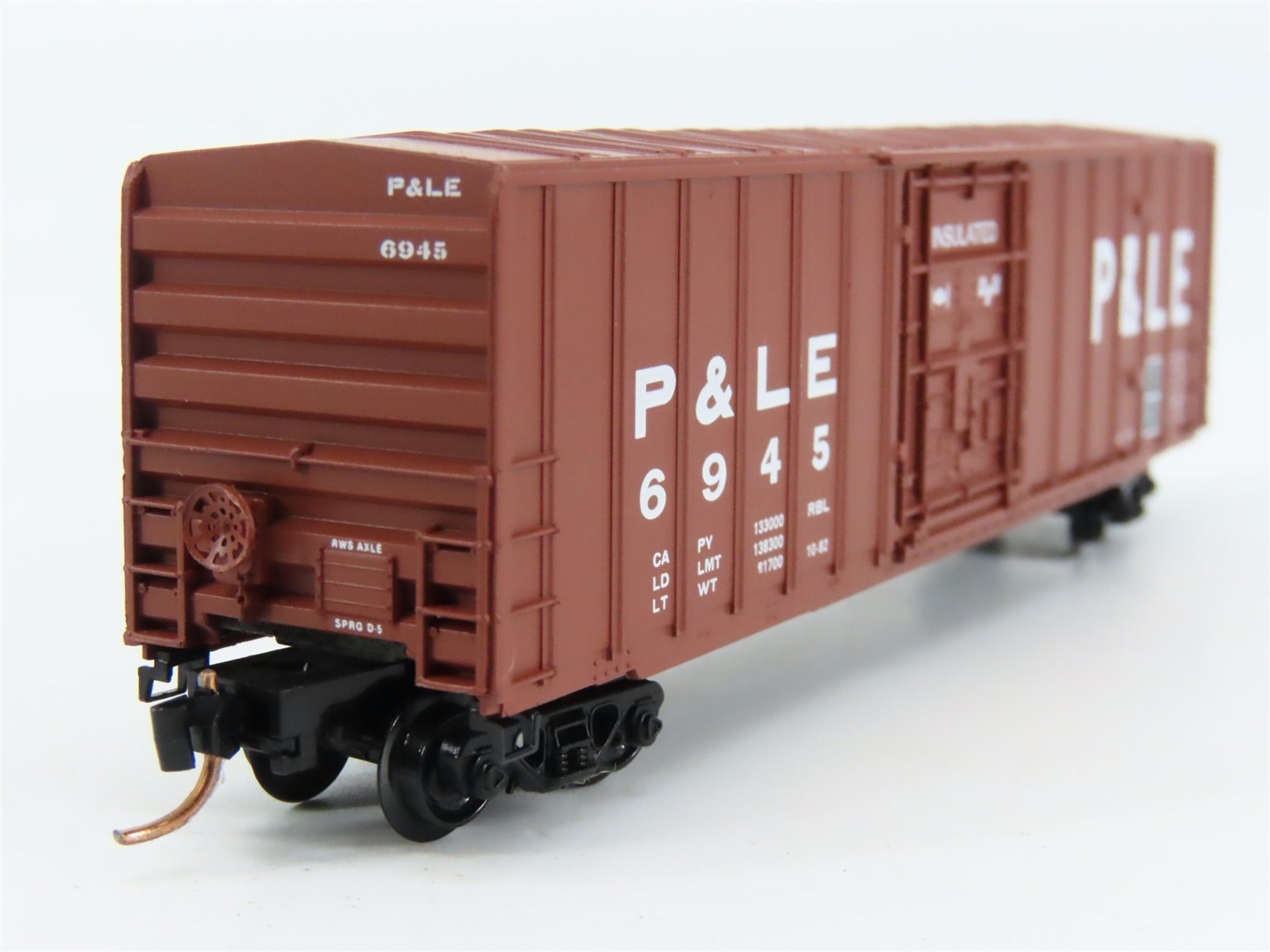 N Scale Micro-Trains 27050 P&LE Pittsburgh & Lake Erie 50' Box Car 6945 RTR