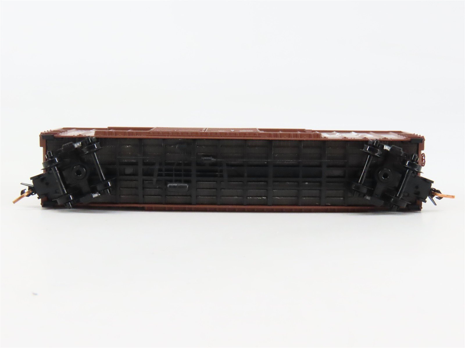 N Scale Micro-Trains 30080 WP Western Pacific 50' Box Car 38154 RTR