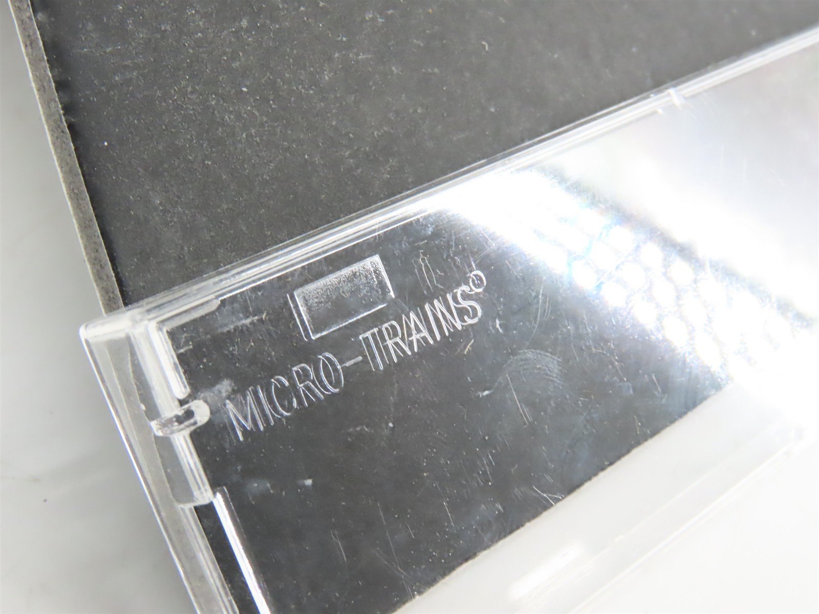 N Scale Micro-Trains 30080 WP Western Pacific 50' Box Car 38154 RTR