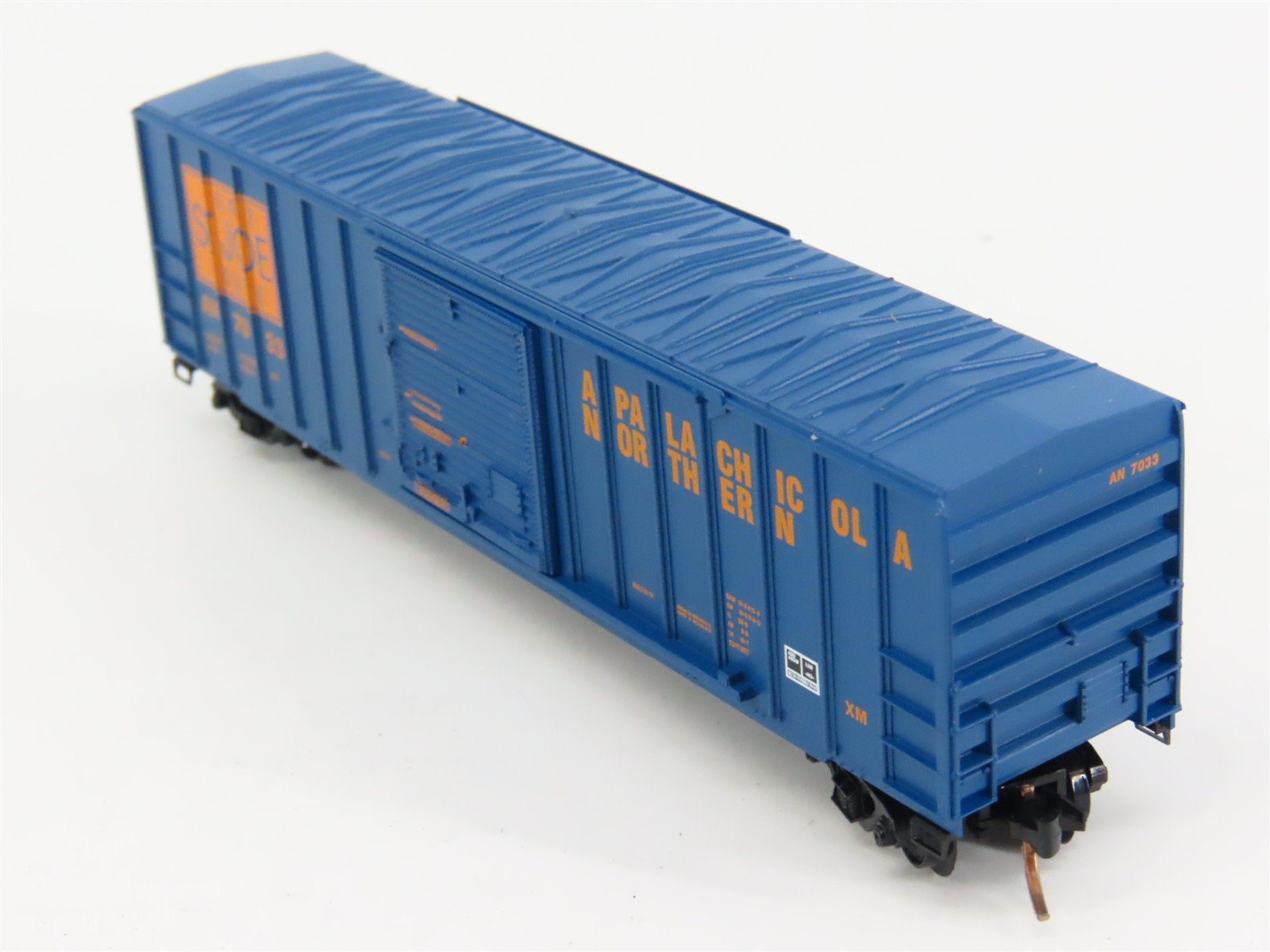 N Scale Micro-Trains 25600 AN Apalachicola Northern 50' Box Car 7033 RTR