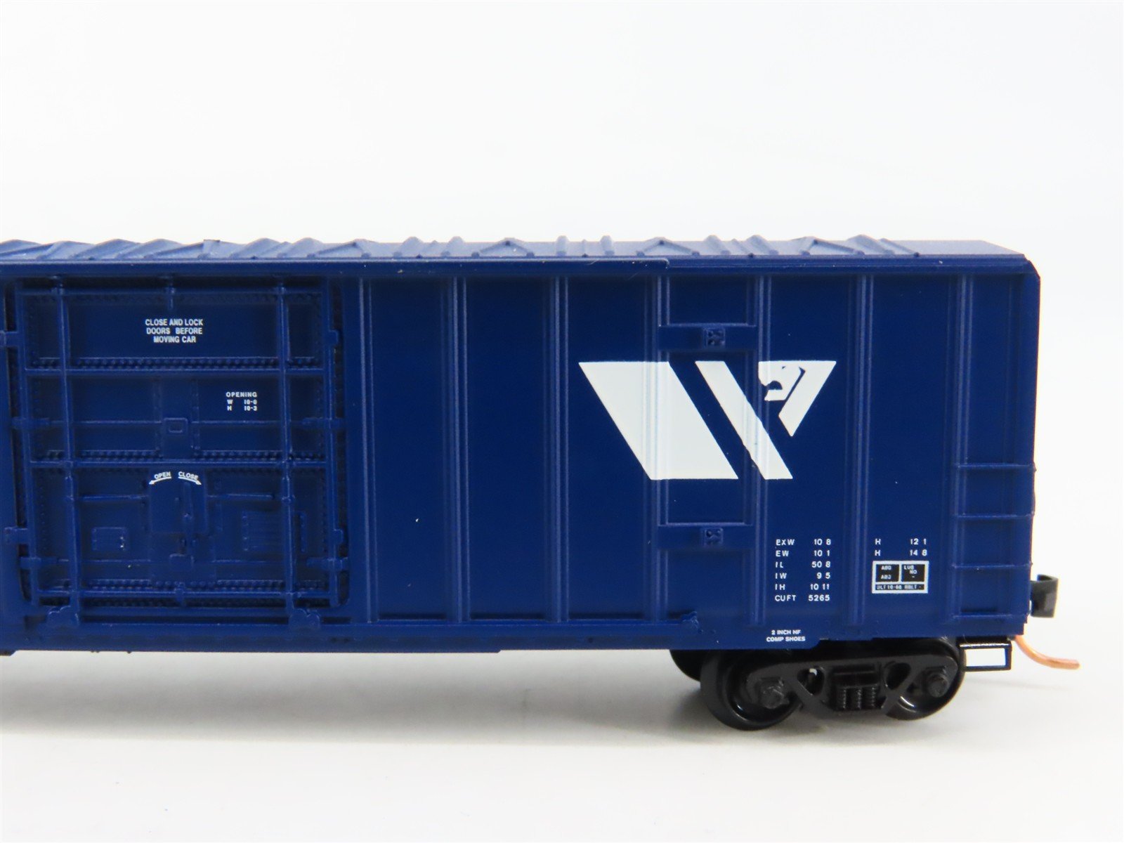 N Scale Micro-Trains 27290 MRL Montana Rail Link 50' Box Car 25044 RTR