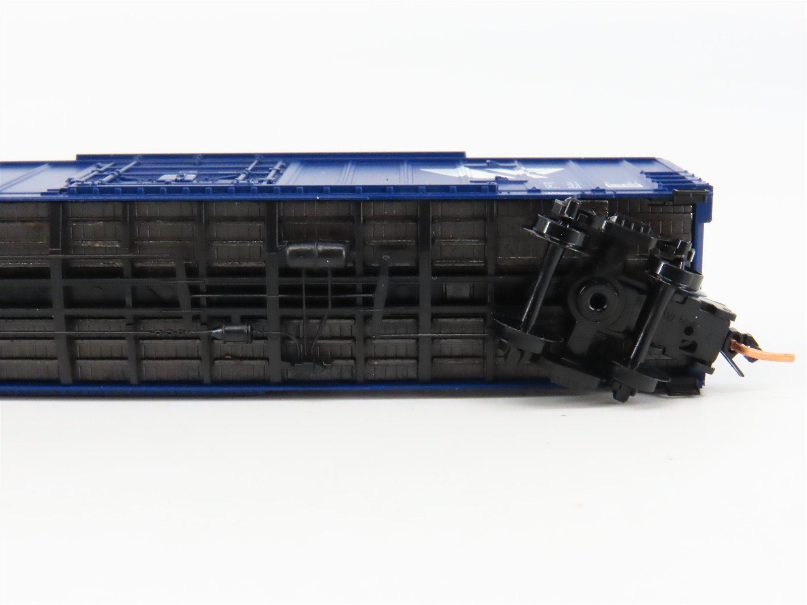 N Scale Micro-Trains 27290 MRL Montana Rail Link 50' Box Car 25044 RTR