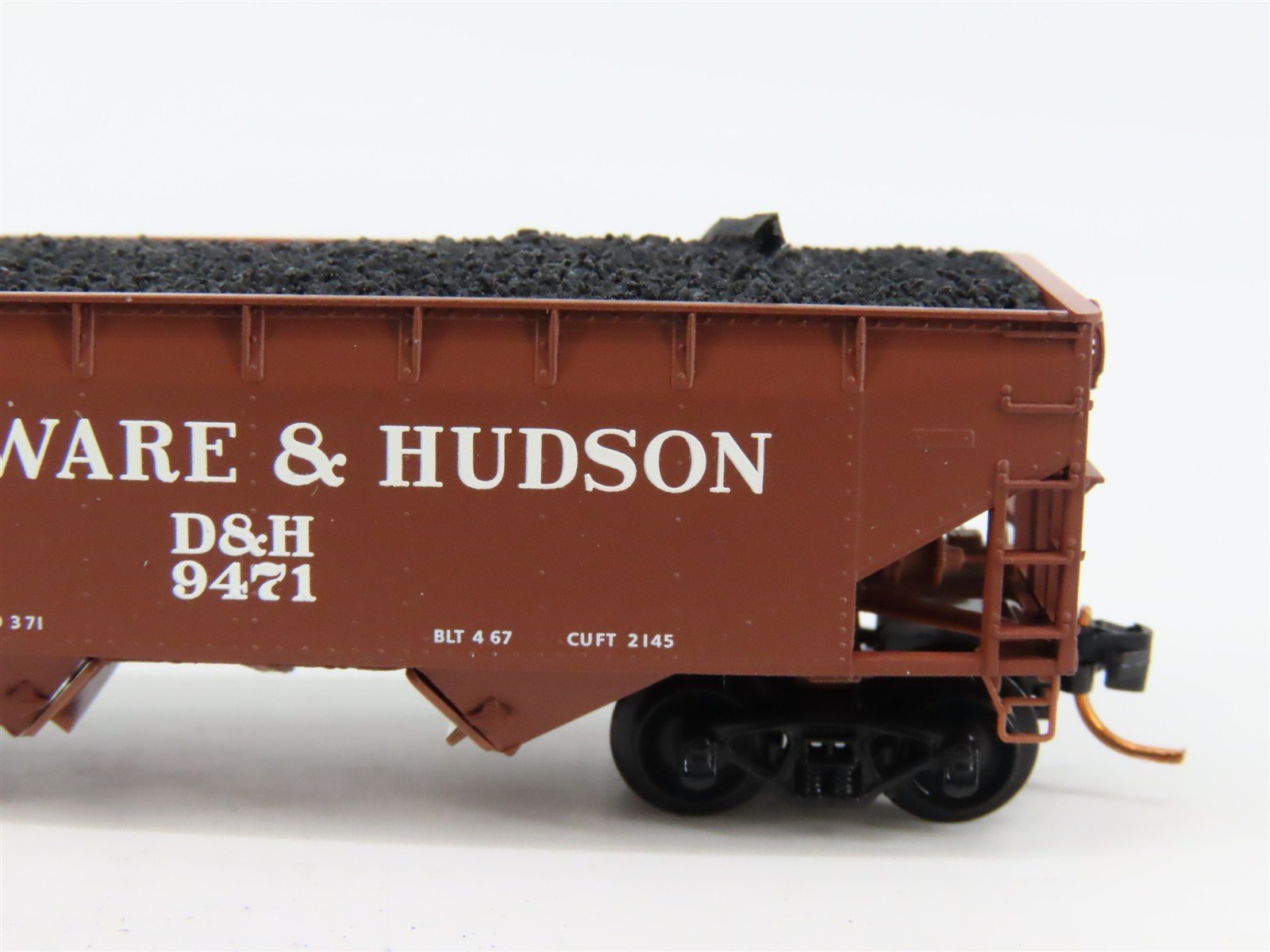 N Scale Micro-Trains 05500340 D&H Delaware & Hudson 33' Hopper 9471 RTR