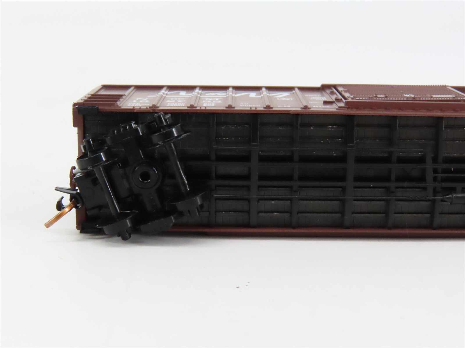 N Scale Micro-Trains 25320 NdeM National Railways of Mexico 50' Box Car RTR