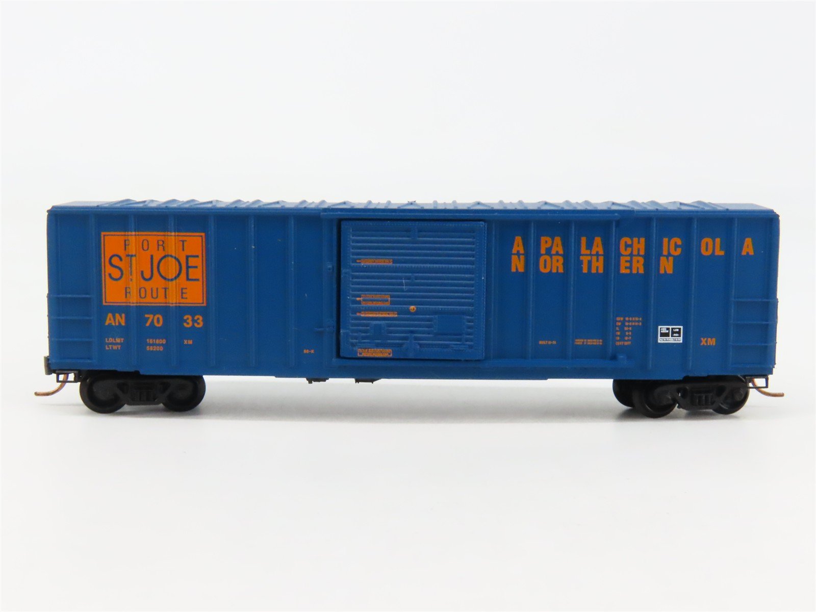 N Scale Micro-Trains 25600 AN Apalachicola Northern 50' Box Car 7033 RTR
