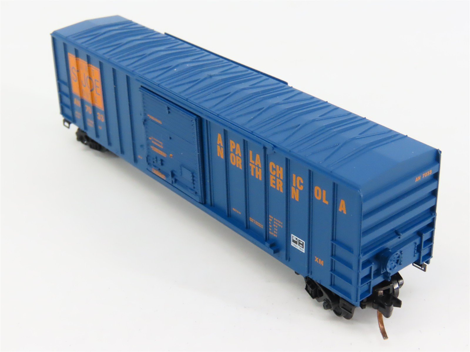 N Scale Micro-Trains 25600 AN Apalachicola Northern 50' Box Car 7033 RTR