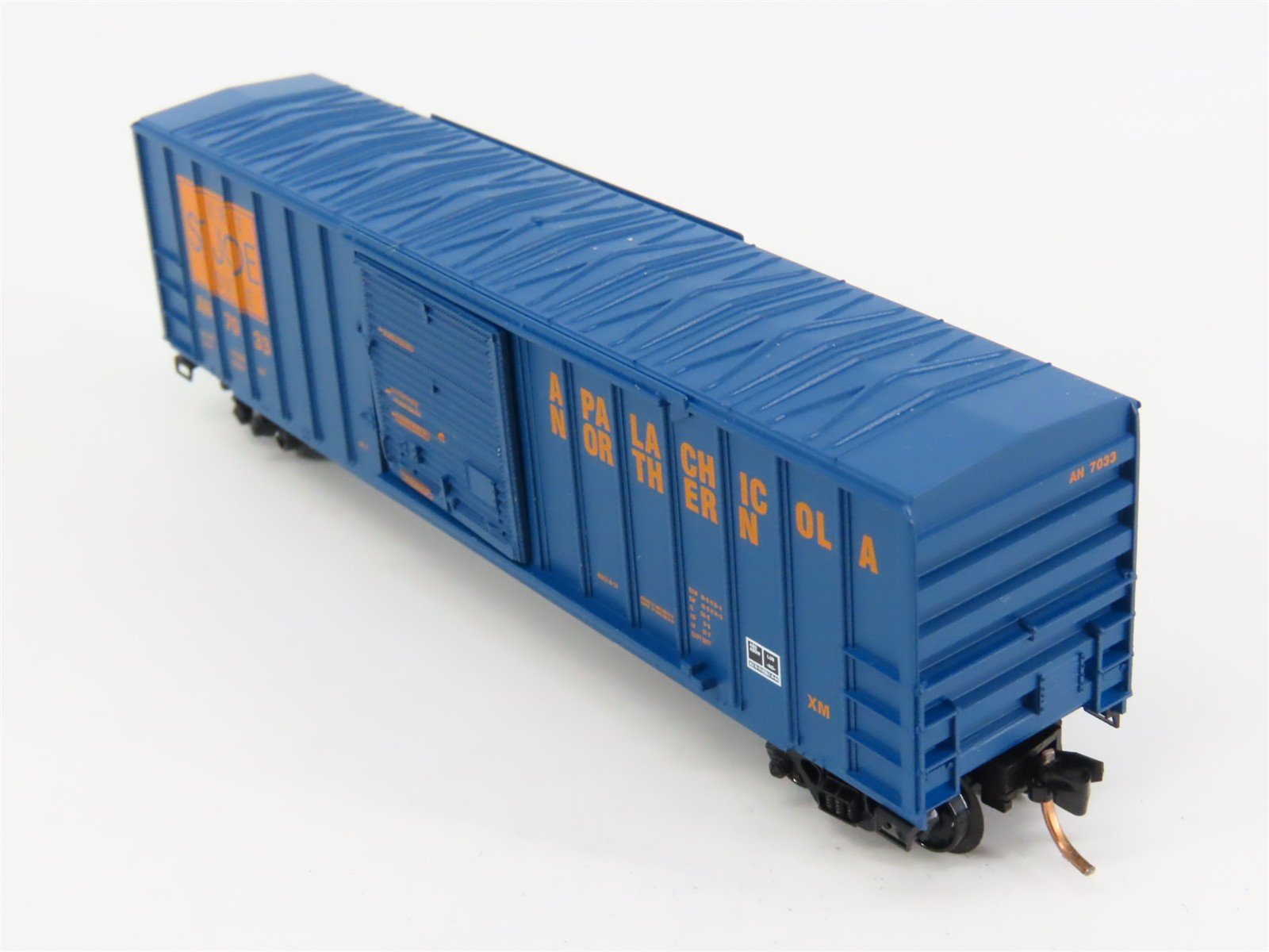 N Scale Micro-Trains 25600 AN Apalachicola Northern 50' Box Car 7033 RTR