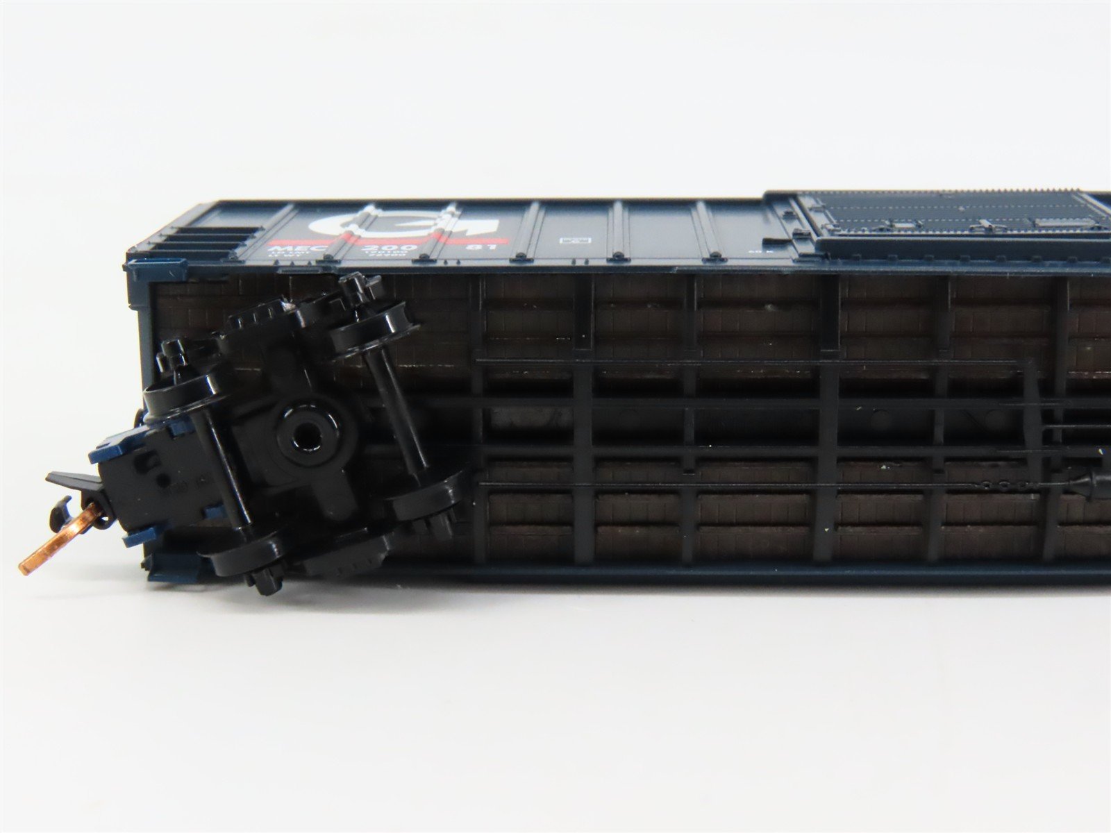N Scale Micro-Trains 02500440 MEC Maine Central 50' Box Car 20081 RTR