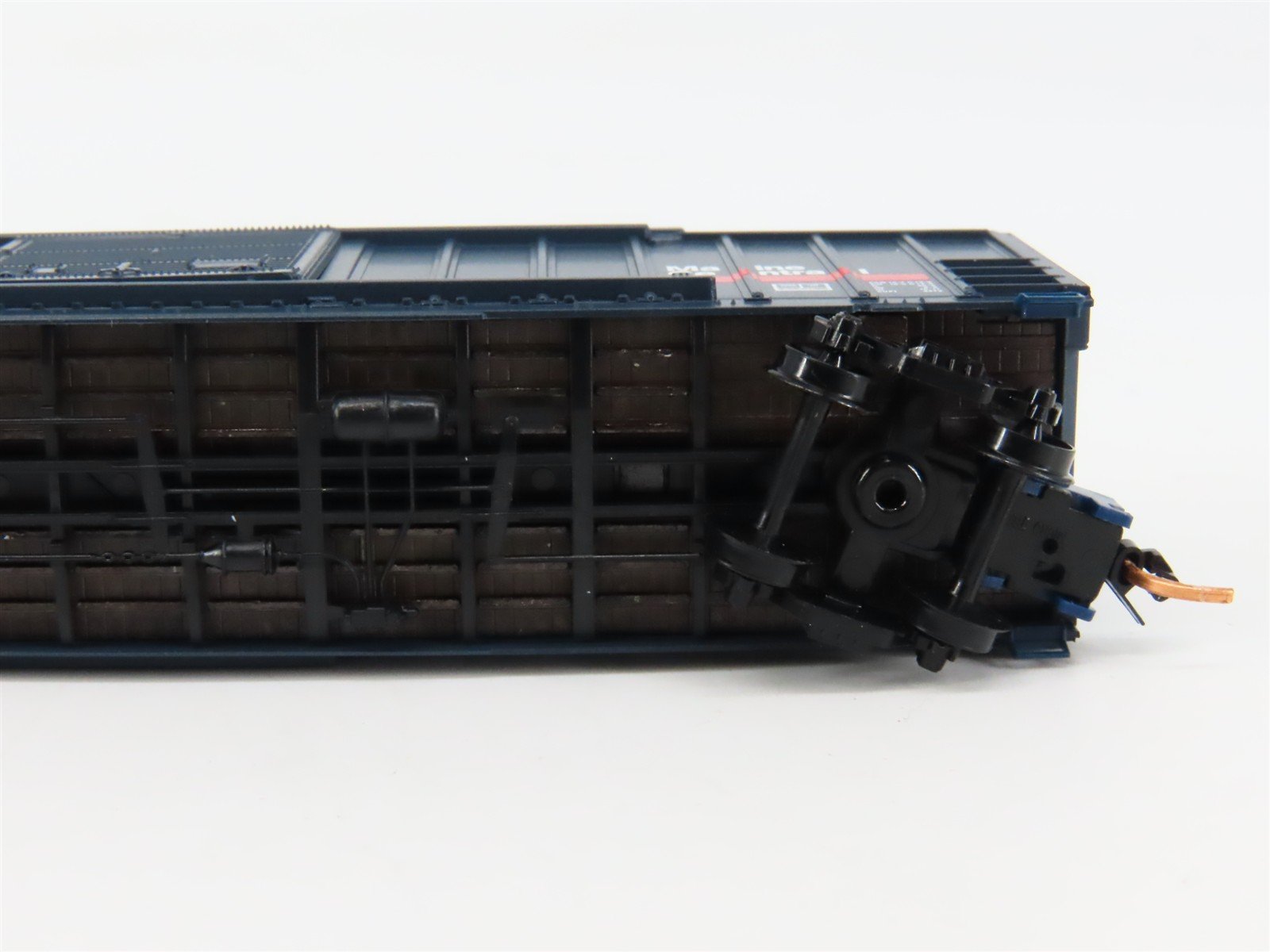 N Scale Micro-Trains 02500440 MEC Maine Central 50' Box Car 20081 RTR