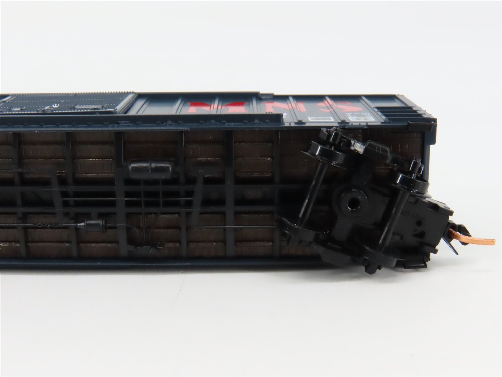 N Scale Micro-Trains 25410 Minneapolis, Northfield & Southern 50' Box Car RTR