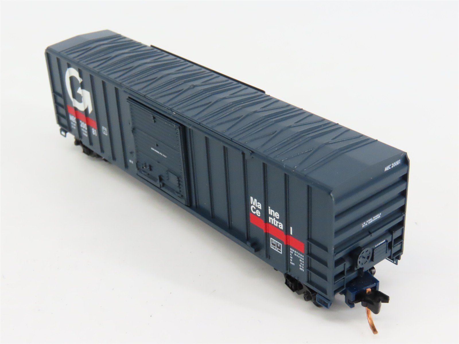 N Scale Micro-Trains 02500440 MEC Maine Central 50' Box Car 20081 RTR