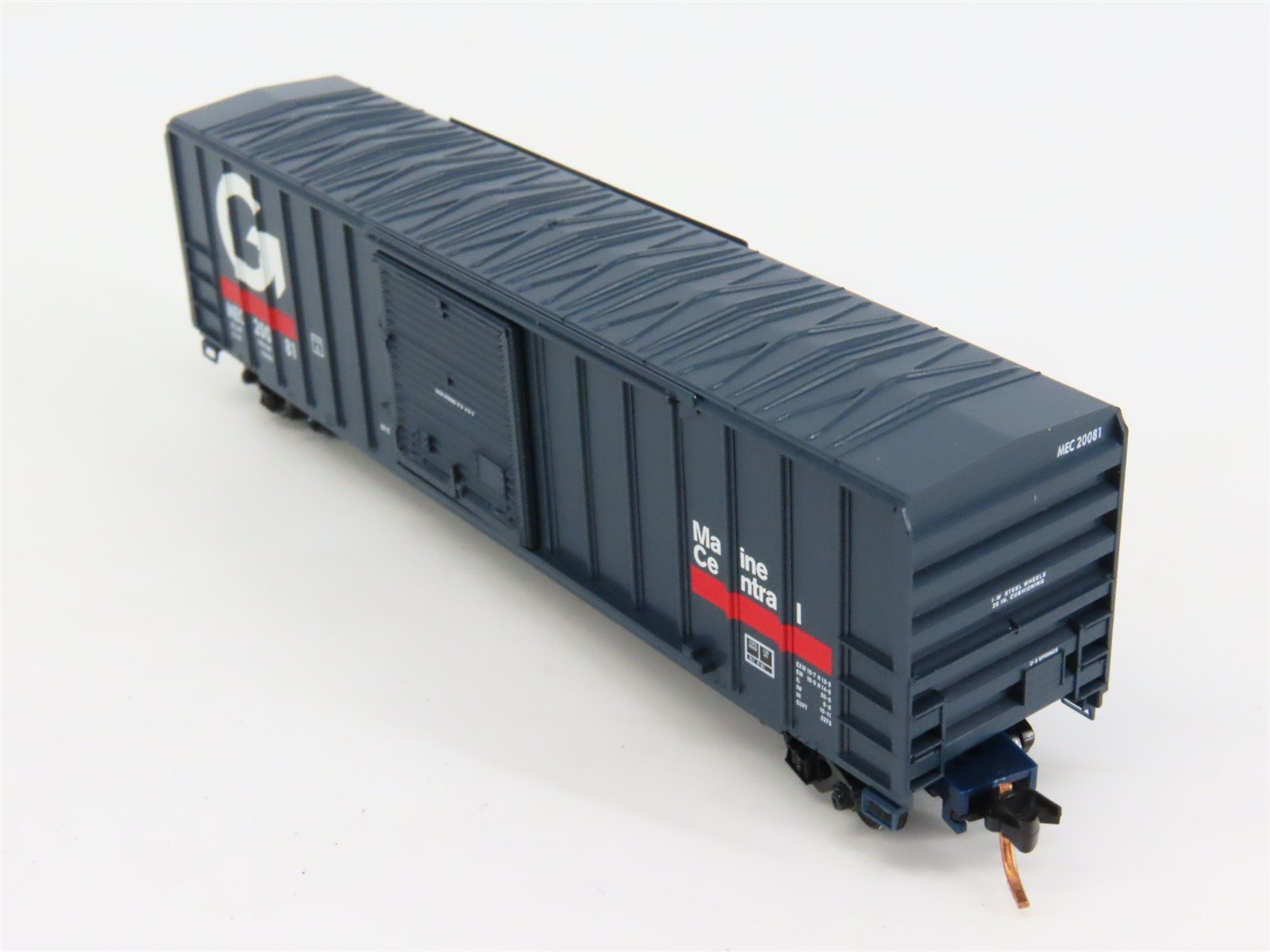 N Scale Micro-Trains 02500440 MEC Maine Central 50' Box Car 20081 RTR