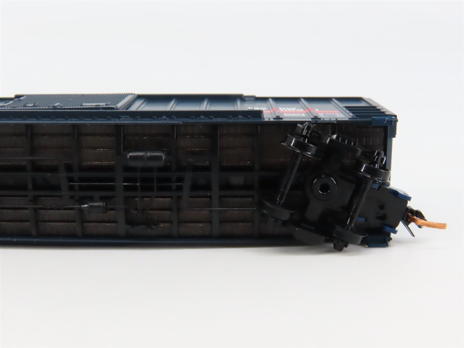N Scale Micro-Trains 02500440 MEC Maine Central 50' Box Car 20081 RTR