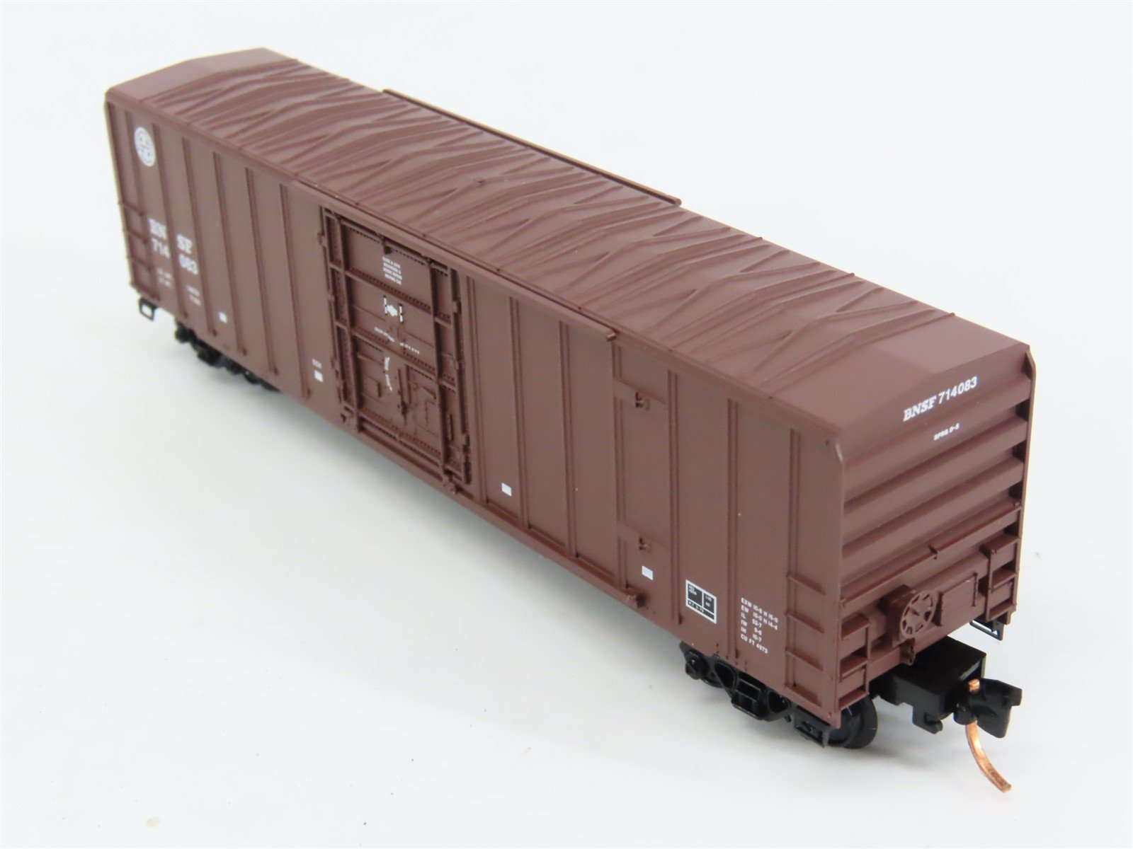 N Scale Micro-Trains 02700300 BNSF Railway 50' Box Car 714083 RTR