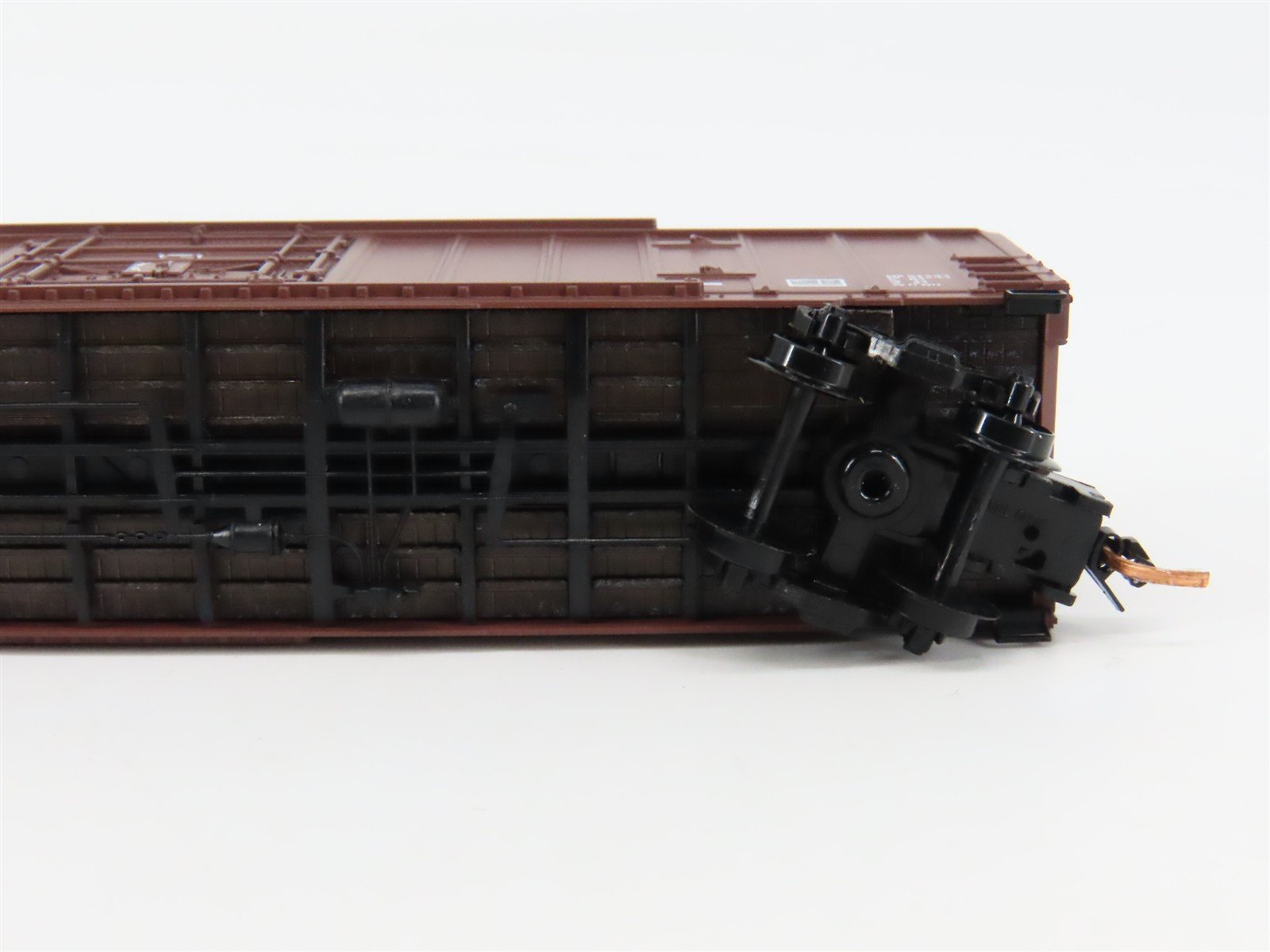 N Scale Micro-Trains 02700300 BNSF Railway 50' Box Car 714083 RTR