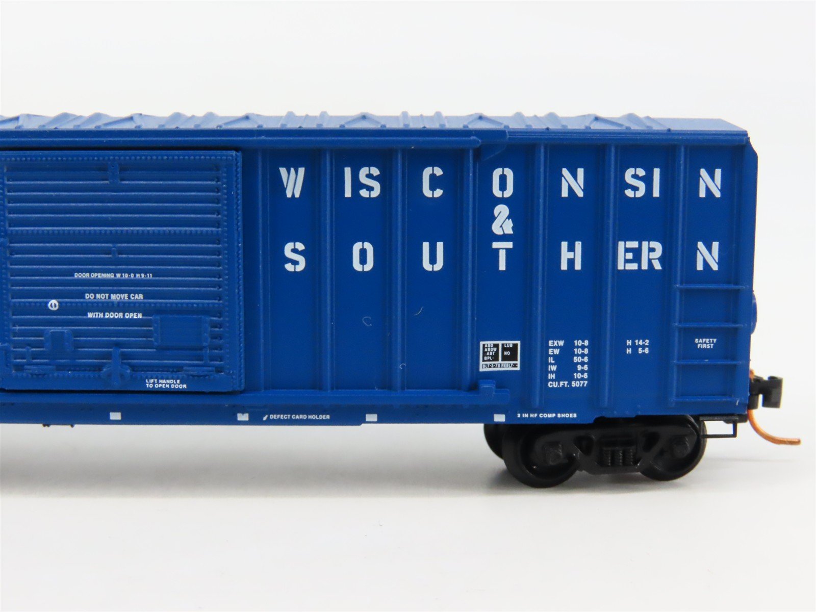 N Scale Micro-Trains 02500570 WSOR Wisconsin & Southern 50' Box Car 101541 RTR