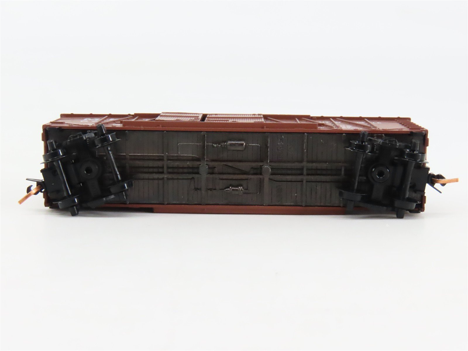 N Scale Micro-Trains 29040 MKT Missouri-Kansas-Texas 40' Box Car 67007 RTR