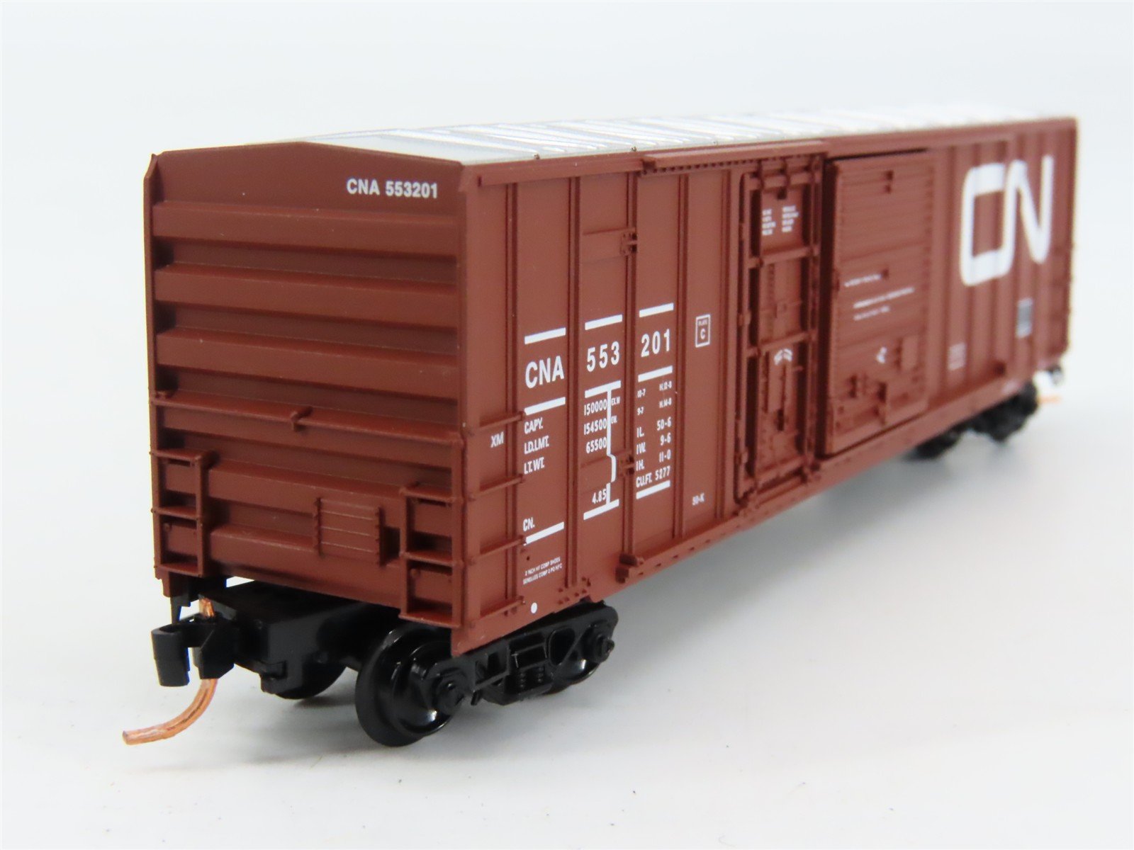 N Scale Micro-Trains 02600030 CN Canadian National 50' Box Car 553201 RTR