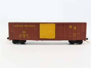 N Scale Micro-Trains 25660 NS Norfolk Southern 50' Box Car 2210 RTR