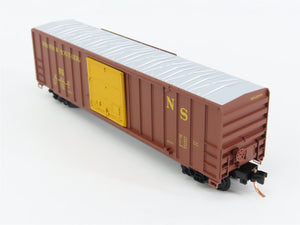 N Scale Micro-Trains 25660 NS Norfolk Southern 50' Box Car 2210 RTR