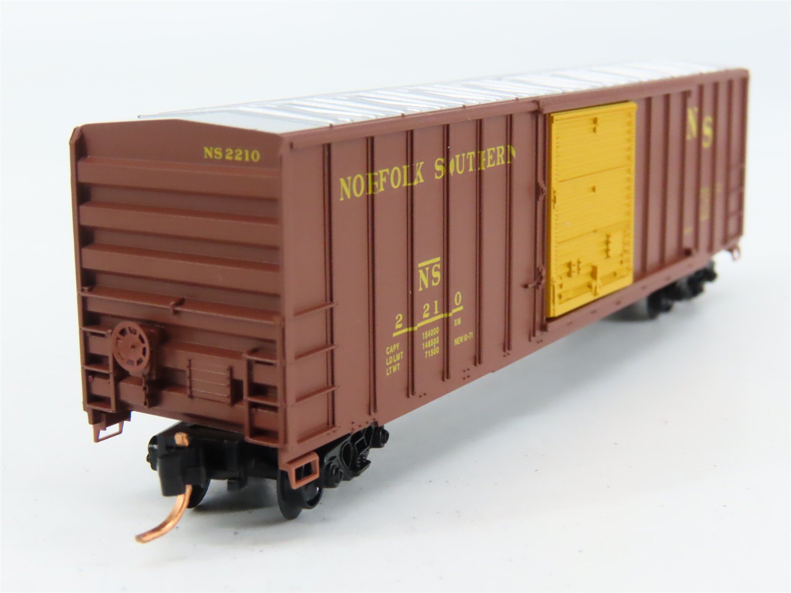 N Scale Micro-Trains 25660 NS Norfolk Southern 50' Box Car 2210 RTR