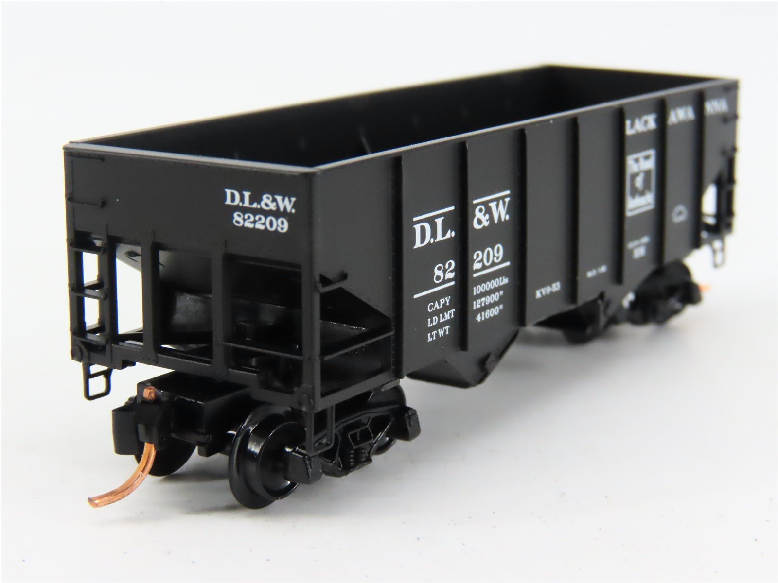 N Scale Micro-Trains 56320 DL&W Delaware, Lackawanna & Western 33' Hopper RTR