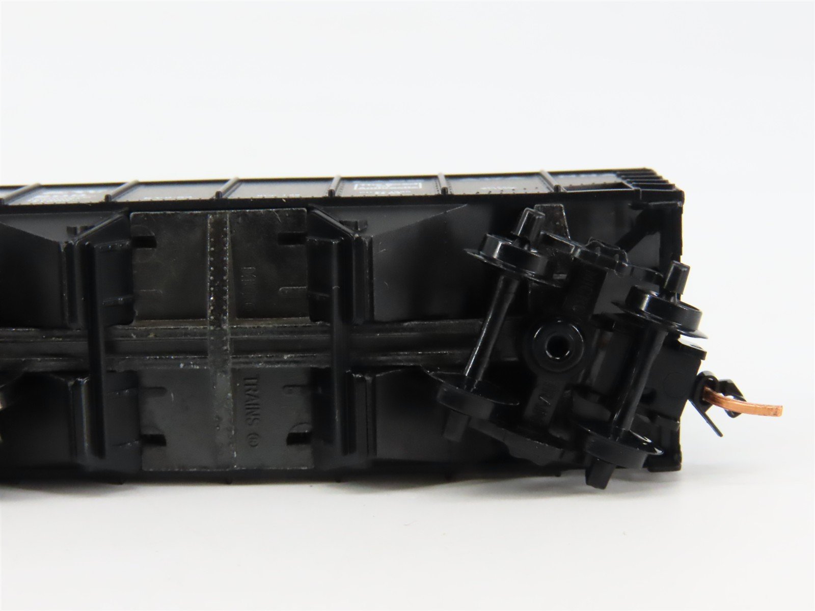 N Scale Micro-Trains 56320 DL&W Delaware, Lackawanna & Western 33' Hopper RTR