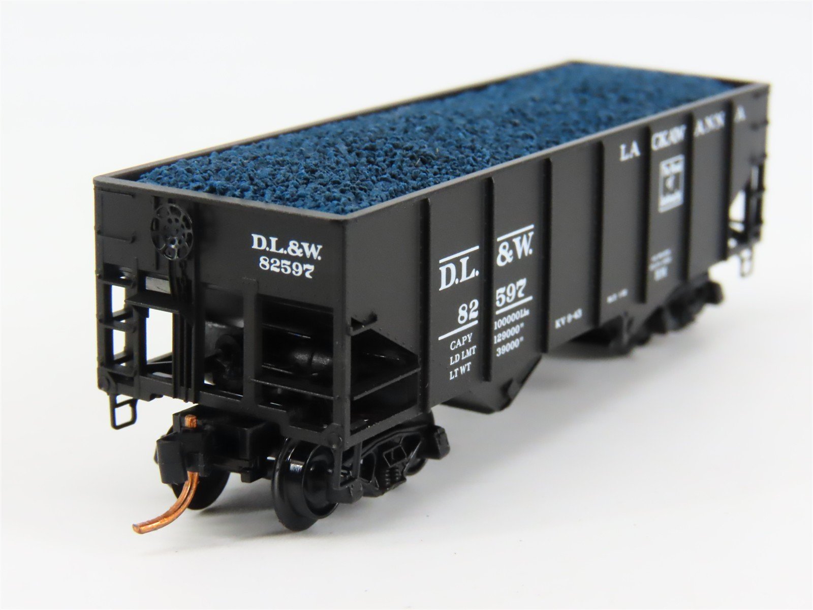 N Scale Micro-Trains 05600410 DL&W Delaware, Lackawanna & Western 33' Hopper RTR