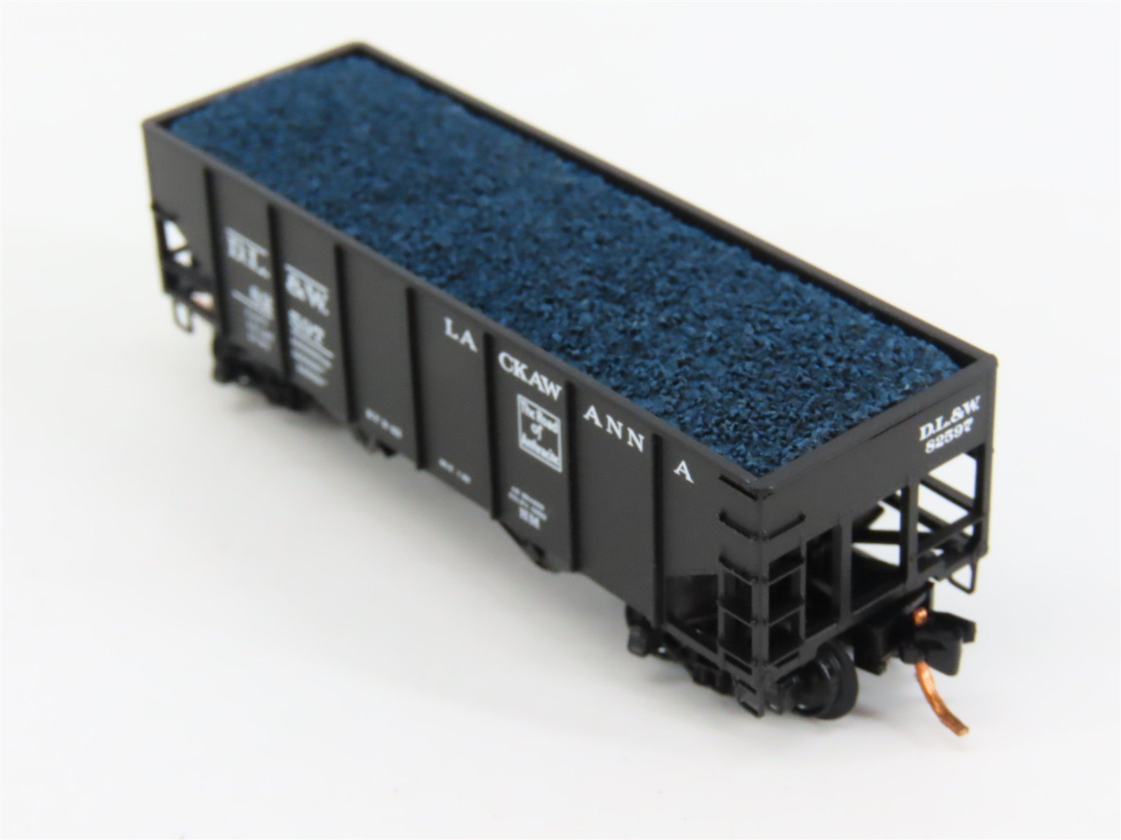 N Scale Micro-Trains 05600410 DL&W Delaware, Lackawanna & Western 33' Hopper RTR