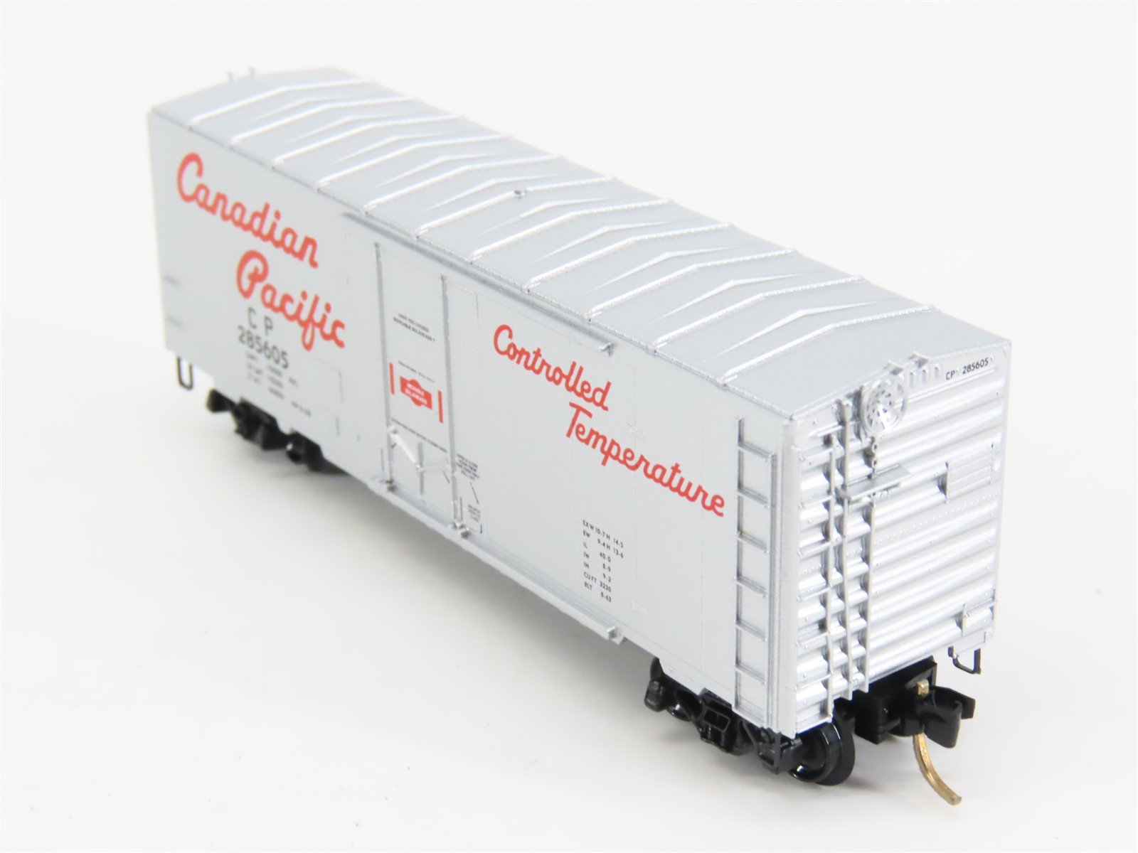 N Scale Micro-Trains 74040/3 CP Canadian Pacific 40' Box Car 285605 RTR
