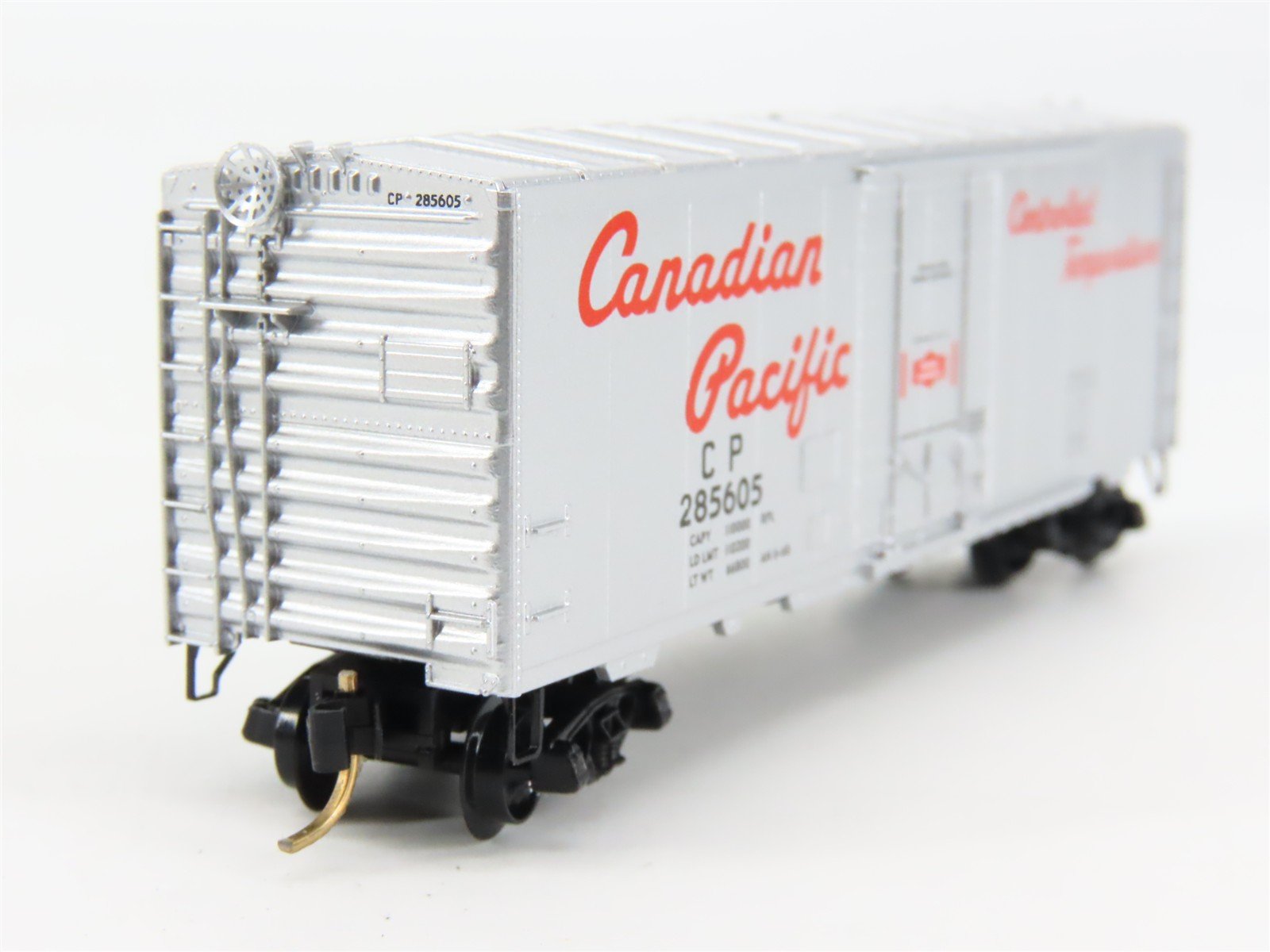 N Scale Micro-Trains 74040/3 CP Canadian Pacific 40' Box Car 285605 RTR