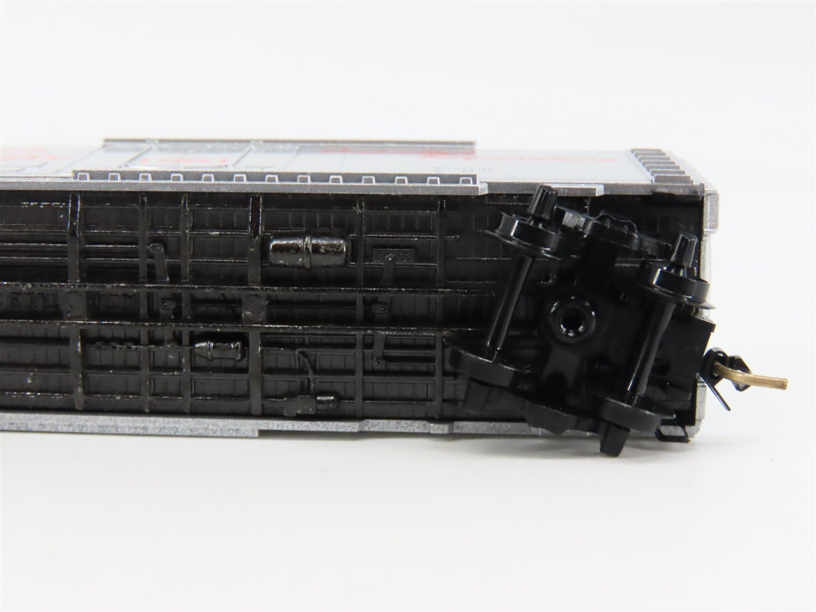 N Scale Micro-Trains 74040/3 CP Canadian Pacific 40' Box Car 285605 RTR