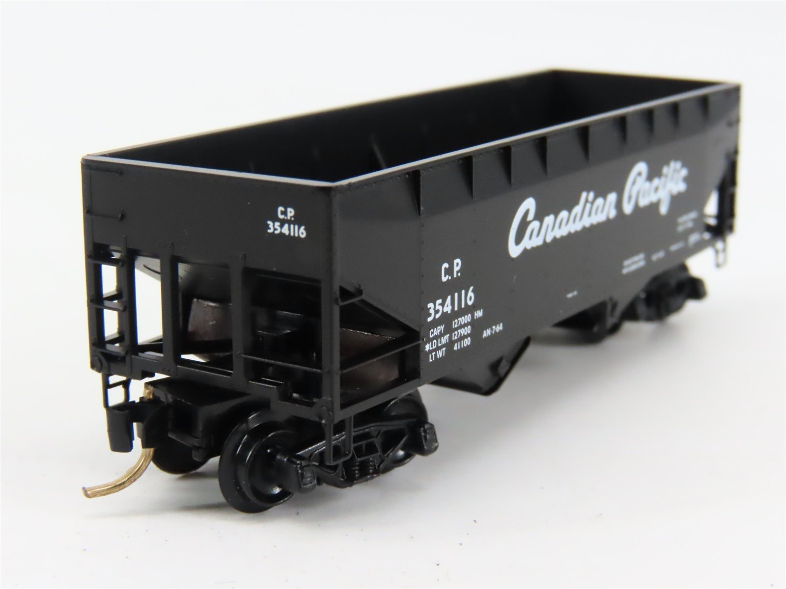 N Scale Micro-Trains 55410 CP Canadian Pacific 33' Hopper 354116 RTR