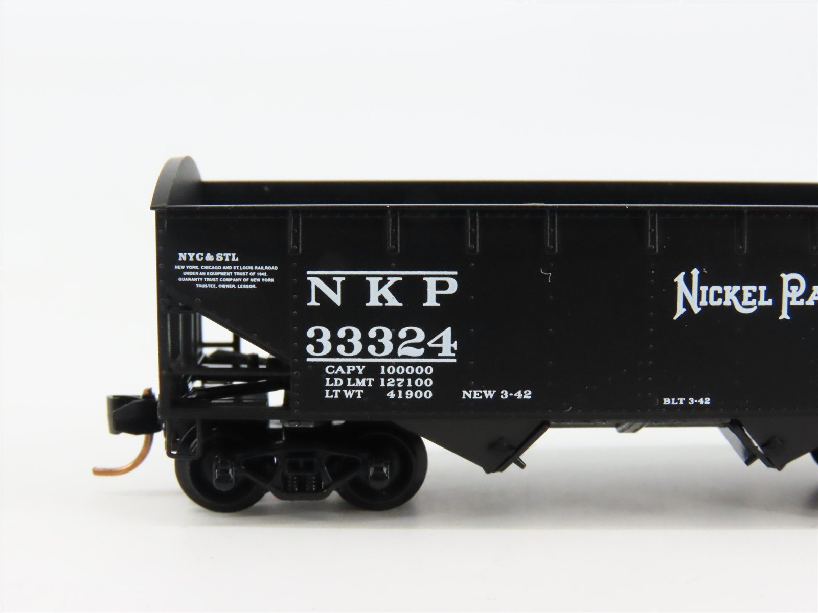 N Scale Micro-Trains 87020 NKP Nickel Plate Road 33' Hopper 33324 RTR