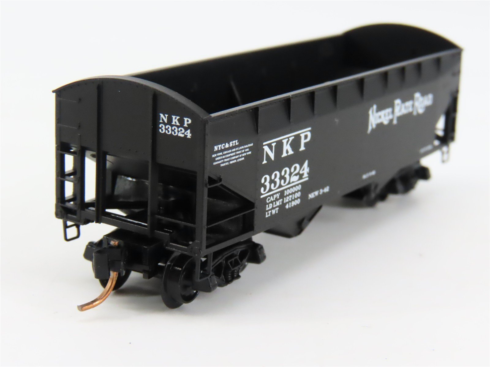 N Scale Micro-Trains 87020 NKP Nickel Plate Road 33' Hopper 33324 RTR