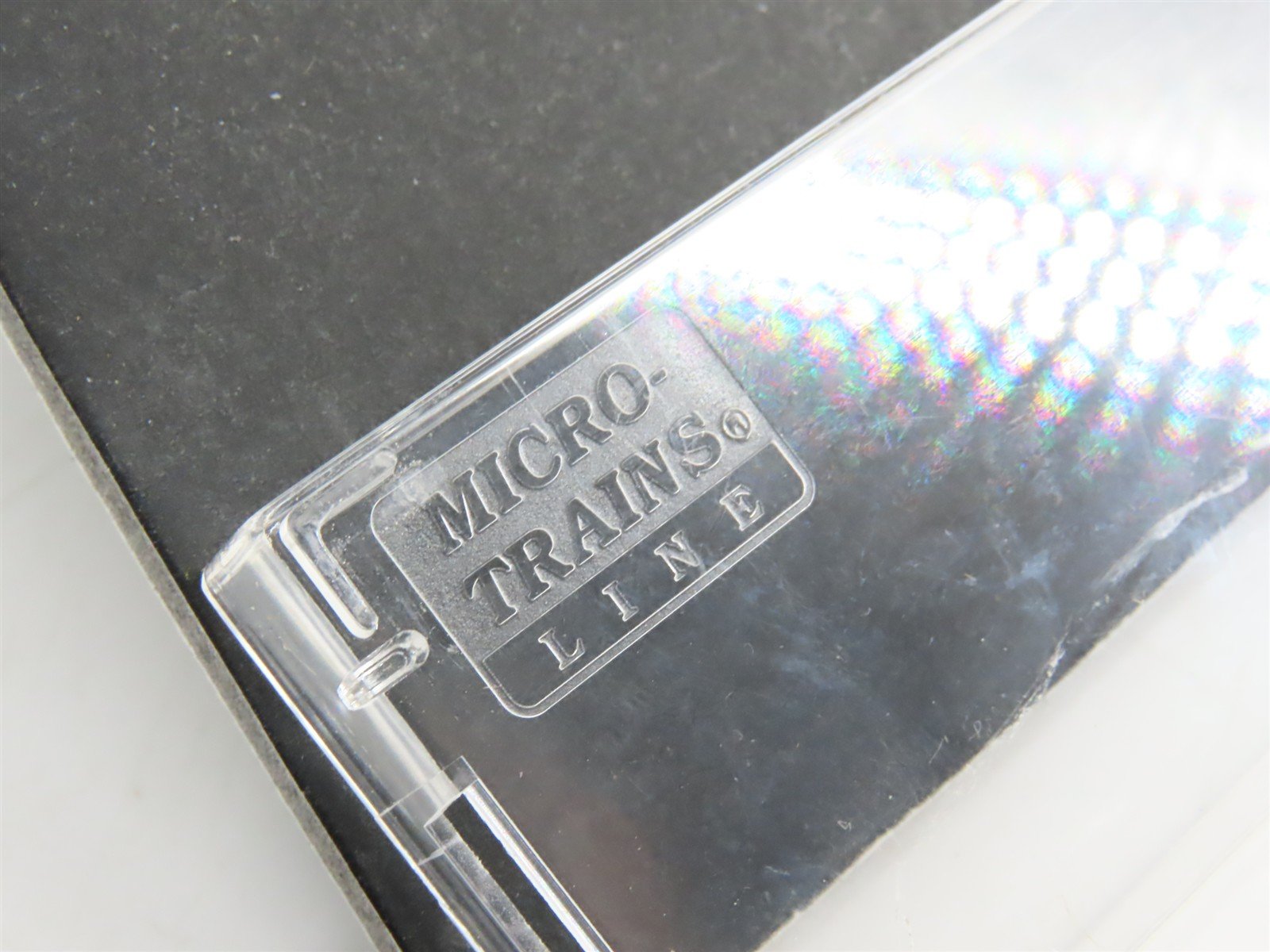 N Scale Micro-Trains 87020 NKP Nickel Plate Road 33' Hopper 33324 RTR
