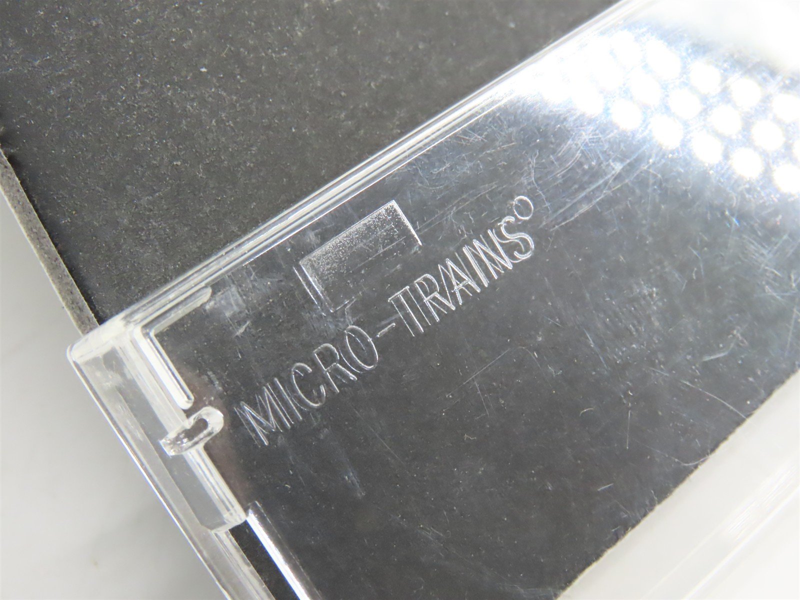N Scale Micro-Trains 55430 C&I Cambria & Indiana 33' Hopper 1976 RTR