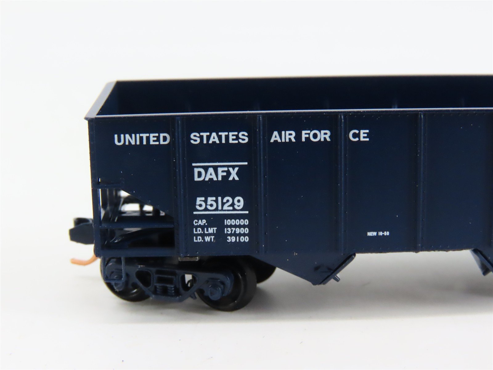 N Scale Micro-Trains 56120 DAFX United States Air Force 33' Hopper 55129 RTR