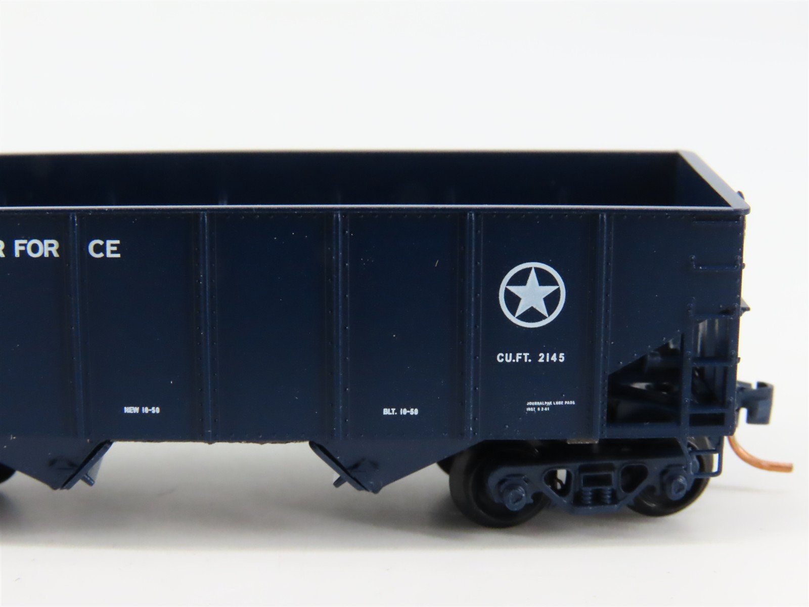 N Scale Micro-Trains 56120 DAFX United States Air Force 33' Hopper 55129 RTR