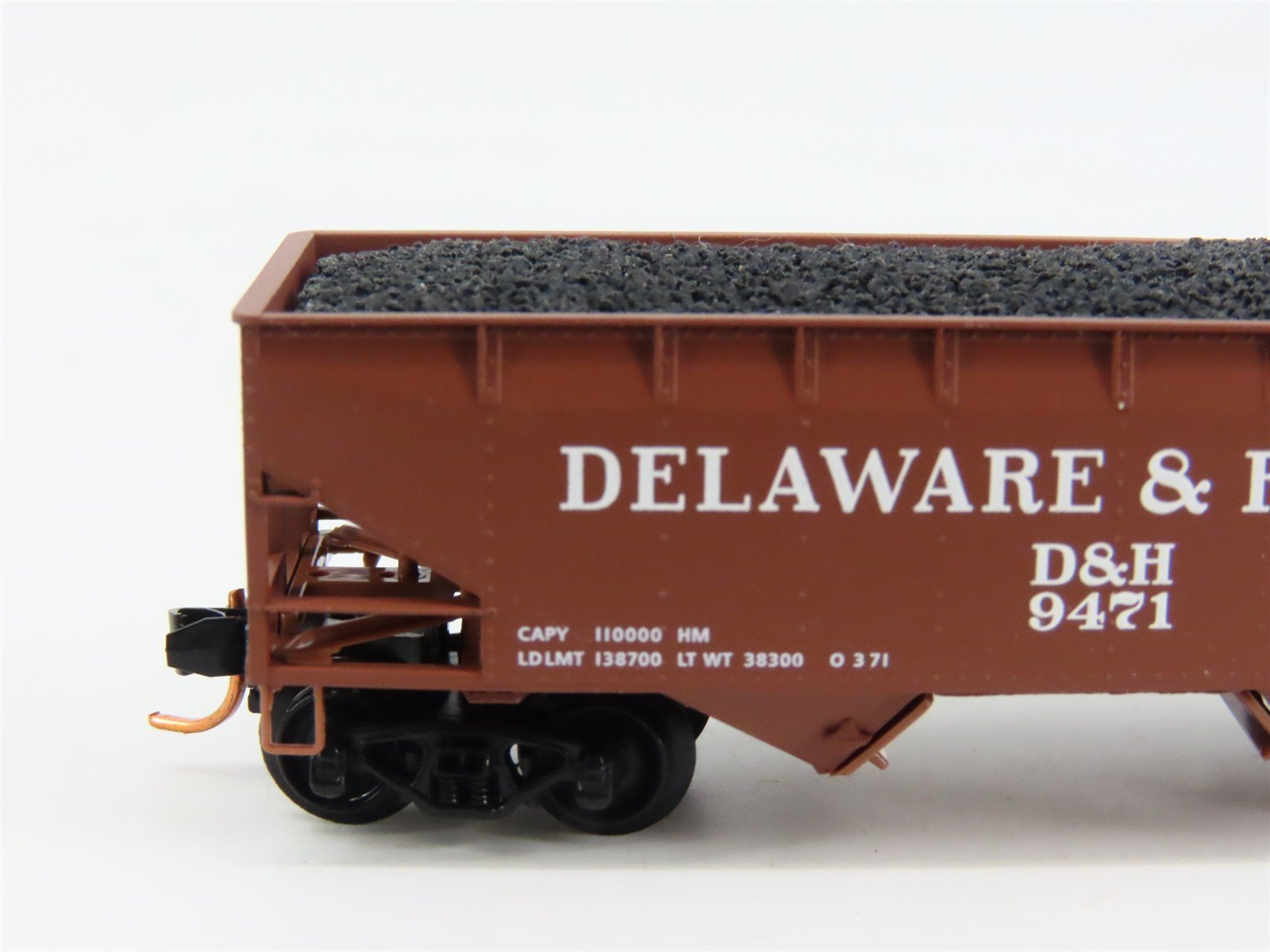N Scale Micro-Trains 05500340 D&H Delaware & Hudson 33' Hopper 9471 RTR