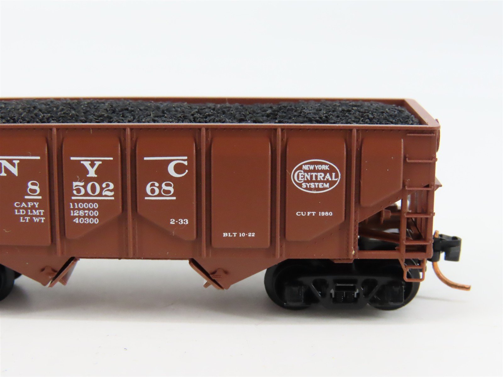 N Scale Micro-Trains 08500021 NYC New York Central 33' Hopper 850268 RTR
