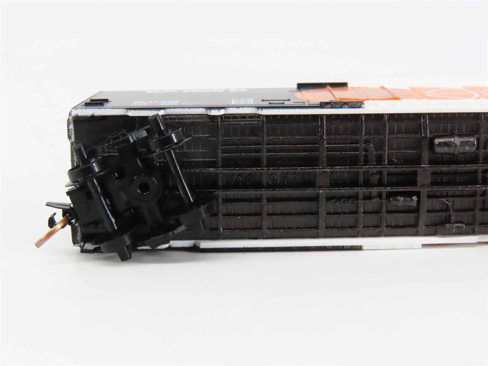 N Scale Micro-Trains 74020 CP Rail 40' Box Car 35893 RTR