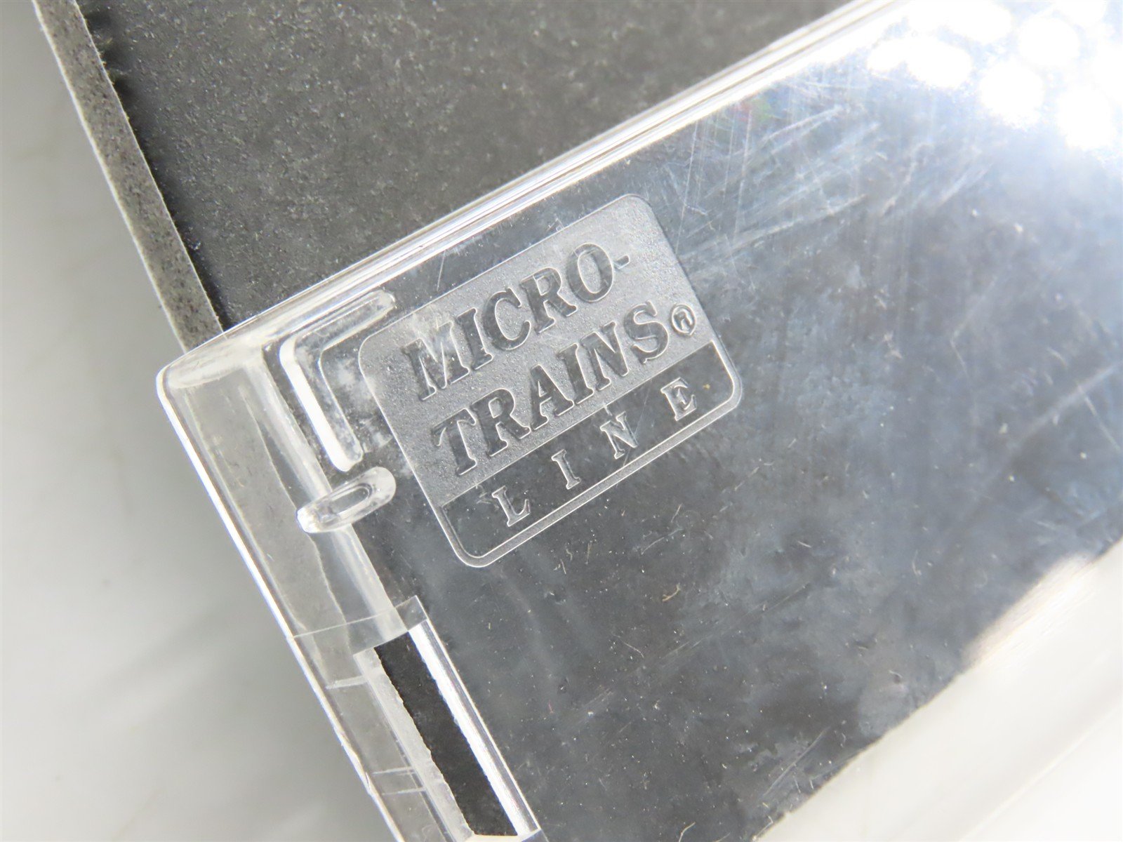 N Scale Micro-Trains 05500060 GN Great Northern 33' Hopper 73363 RTR