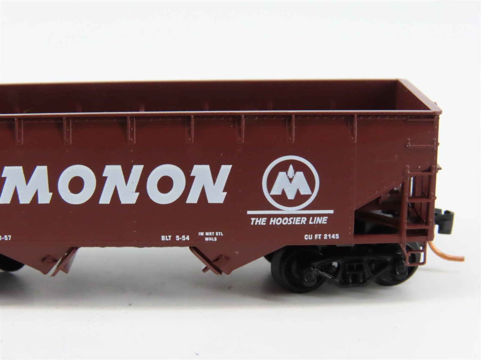 N Scale Micro-Trains 55200 MON Monon 33' Hopper 4002 RTR