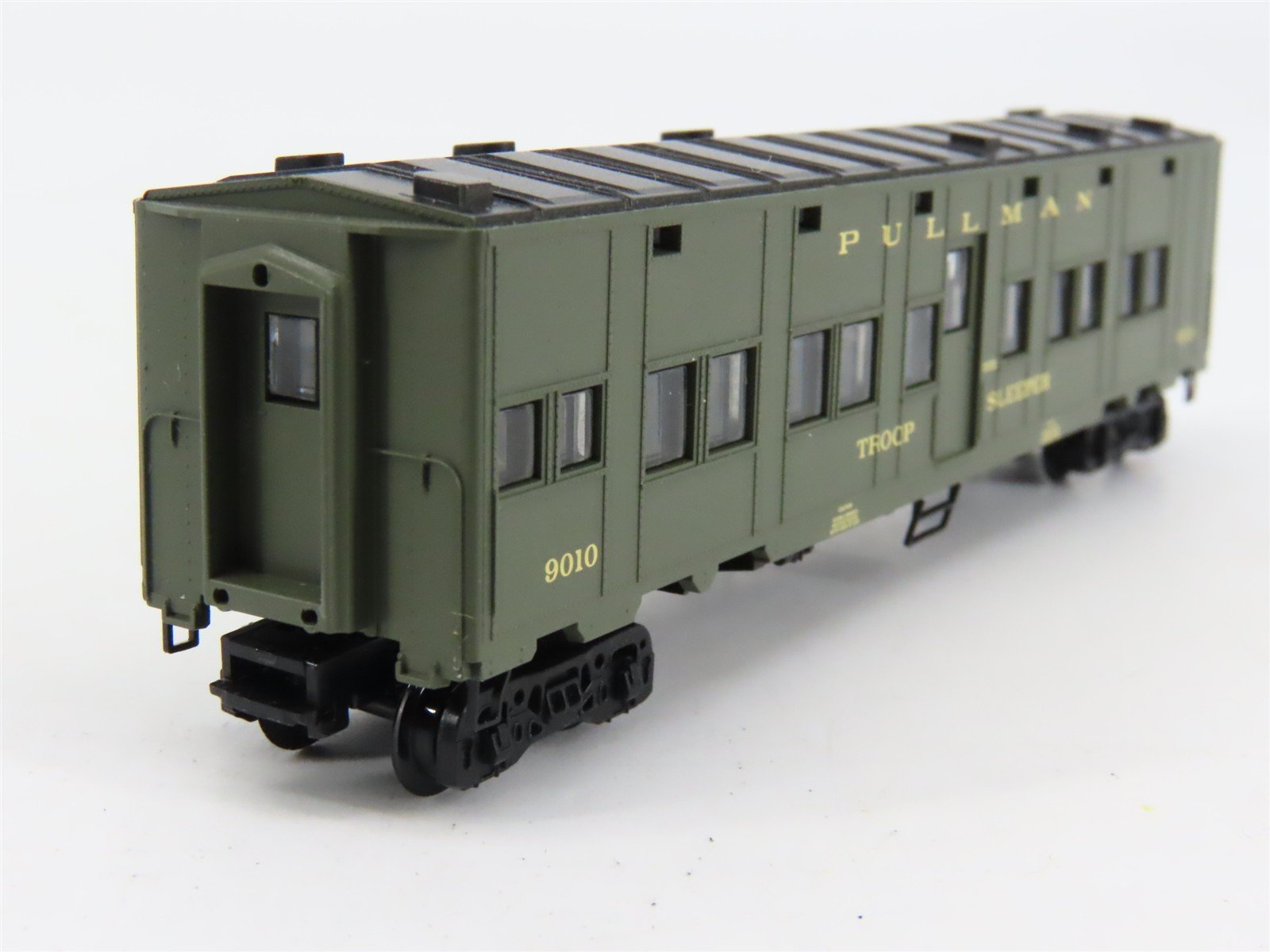 N Scale Micro-Trains 05500320 Pullman Sleeper 9010 RTR