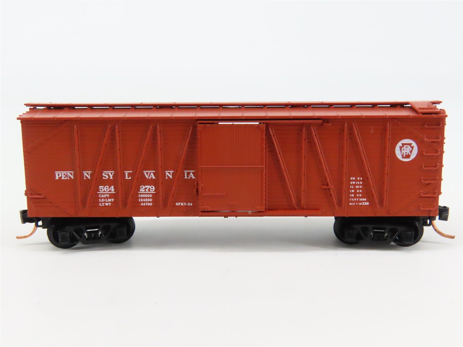 N Scale Micro-Trains 28130 PRR Pennsylvania 40' Box Car 564279 RTR